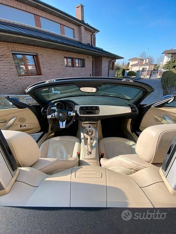 Usata BMW Z4 150 CV (110 kW) 2008 Nero Cabrio