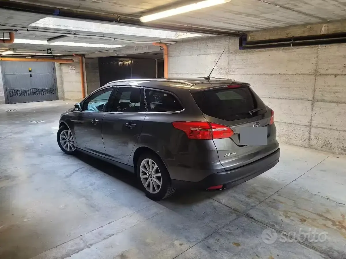 Usata Ford Focus Titanium 120 CV (88 kW) 2016 Station wagon