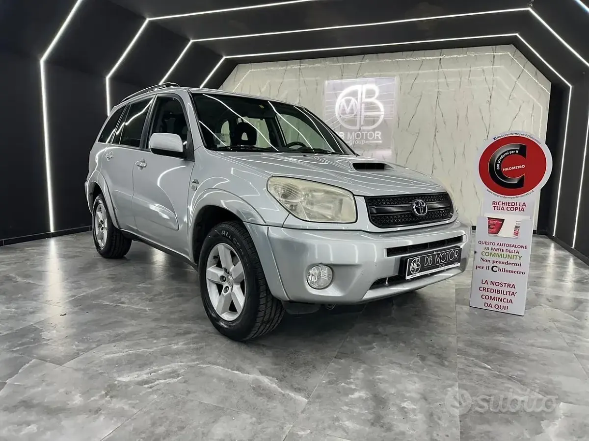 Gebraucht Toyota RAV4 116 PS (85 kW) 2004 Grau SUV
