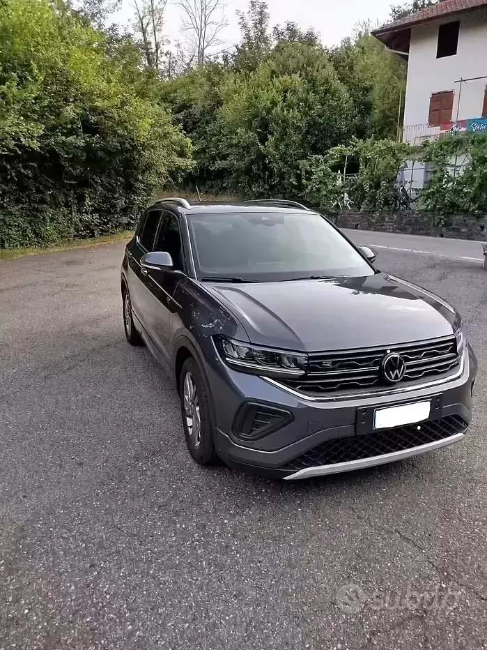 Usata VW T-Cross R-line 115 CV (84 kW) 2024 SUV