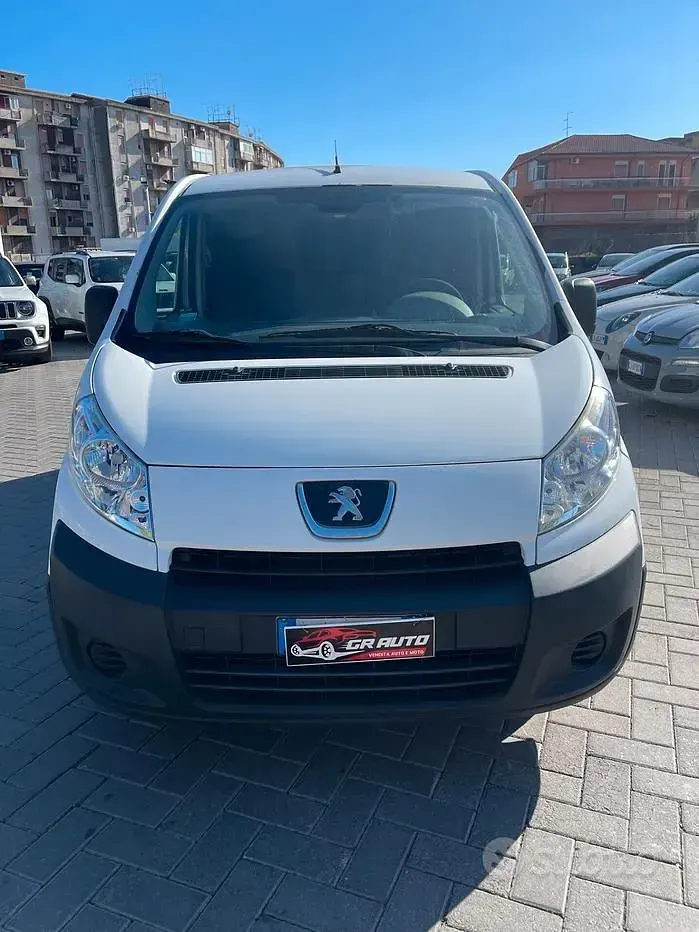 Usata Peugeot Expert 120 CV (88 kW) 2011 Bianco Furgone
