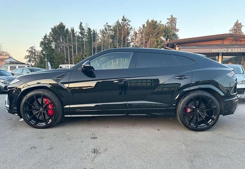 Usata Lamborghini Urus 650 CV (478 kW) 2021 Nero helene SUV