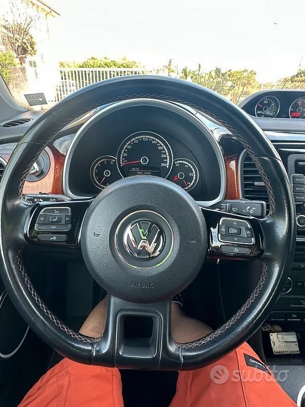 Usata VW Beetle 140 CV (102 kW) 2013 Utilitaria