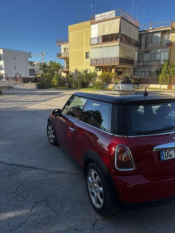 Usata Mini Cooper Chili 120 CV (88 kW) 2006 Rosso Utilitaria