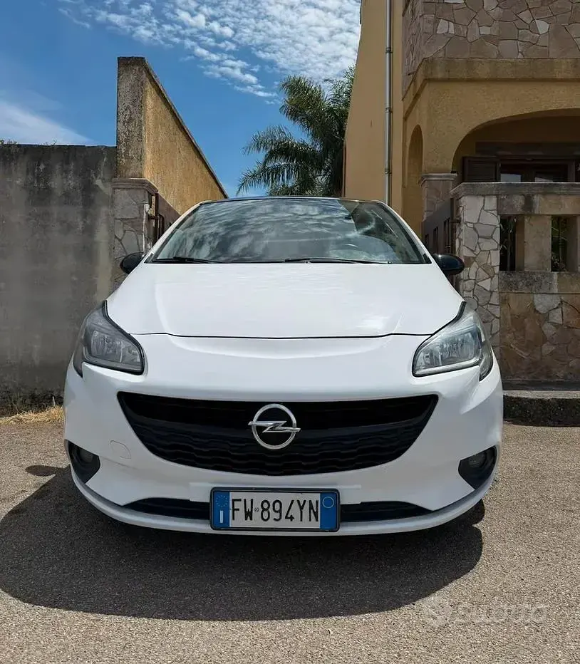 Usata Opel Corsa 90 CV (66 kW) 2019 Utilitaria