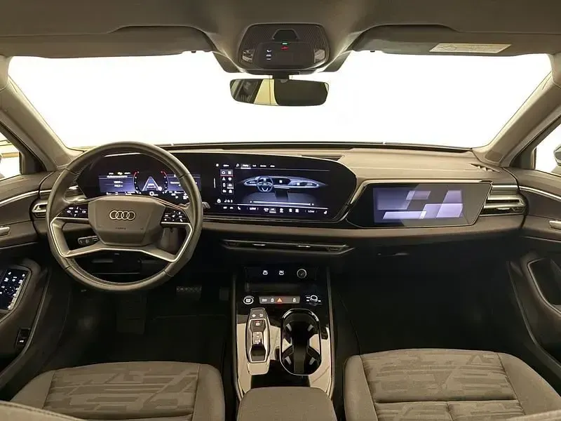 Usata Audi A5 204 CV (150 kW) 2025 Grigio Station wagon
