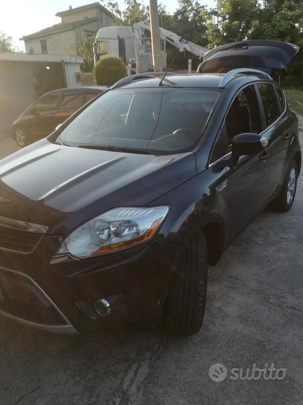 Usata Ford Kuga 136 CV (100 kW) 2010 SUV