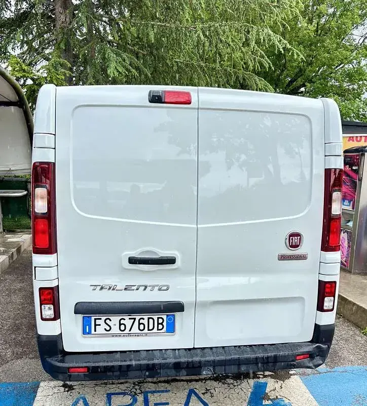 Usata Fiat Talento 120 CV (88 kW) 2018 Bianco Monovolume