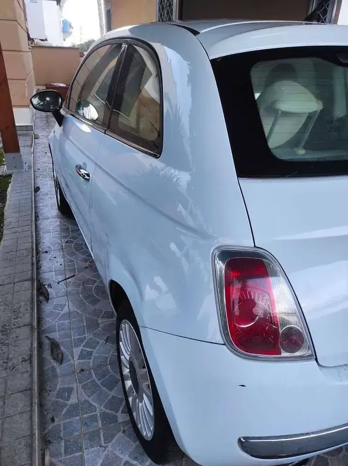 Usata Fiat 500 Lounge 69 CV (50 kW) 2008 Bianco Utilitaria