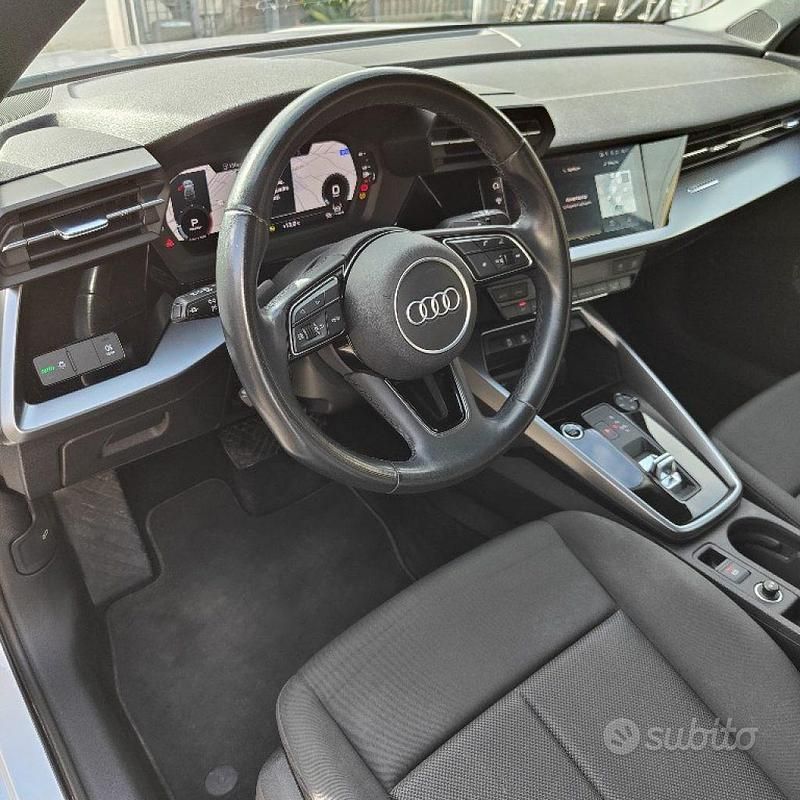 Gebraucht Audi A3 Business 150 PS (110 kW) 2022 Weiß Limousine