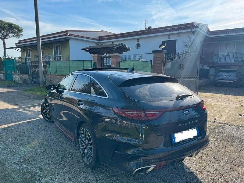 Usata Kia ProCeed GT 204 CV (150 kW) 2019 Nero Station wagon