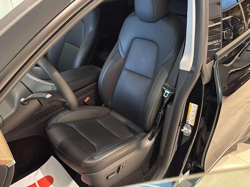 Usata Tesla Model Y Standard Range 125 kW (170 CV) 2024 Nero SUV