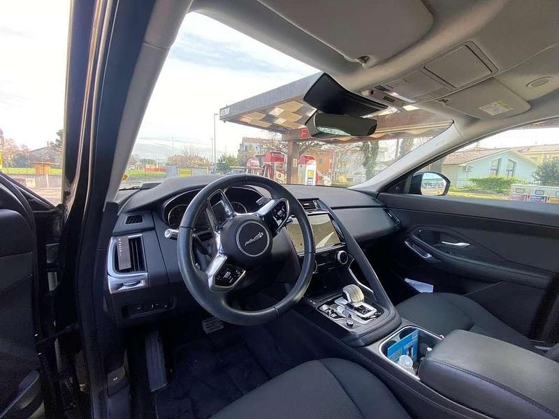Usata Jaguar E-Pace R-Dynamic 163 CV (119 kW) 2022 Nero SUV