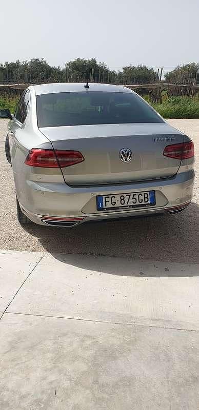 Usata VW Passat Highline 150 CV (110 kW) 2017 Grigio Berlina