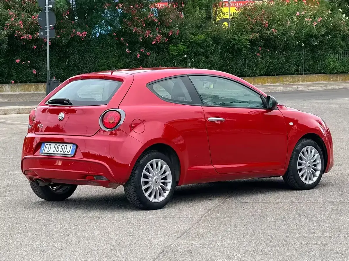 Usata Alfa Romeo MiTo 77 CV (56 kW) 2016 Rosso Utilitaria