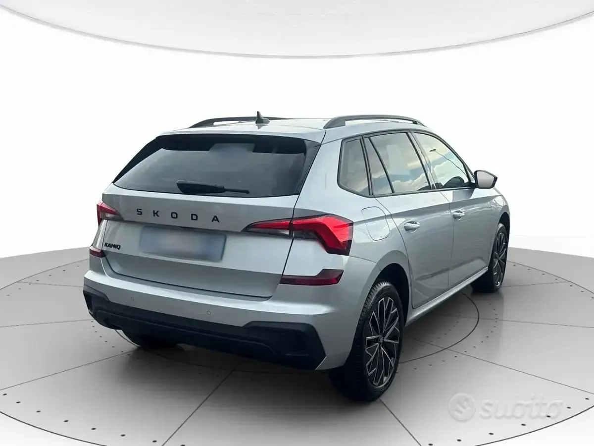 Usata Skoda Kamiq 116 CV (85 kW) 2025 Grigio SUV