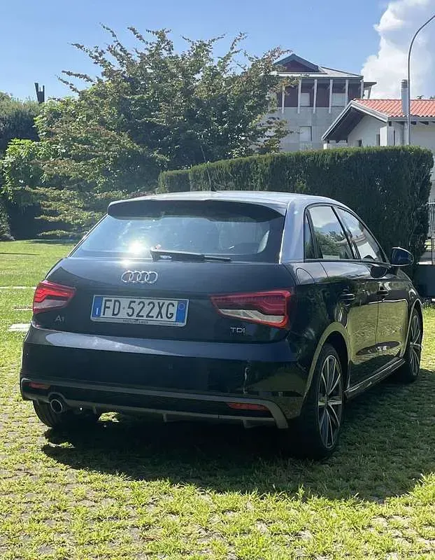 Usata Audi A1 Sportback S-Line 90 CV (66 kW) 2016 Nero Utilitaria