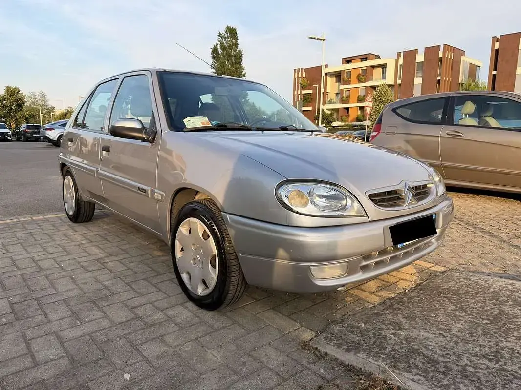 Usata Citroën Saxo 60 CV (44 kW) 2000 Grigio Utilitaria
