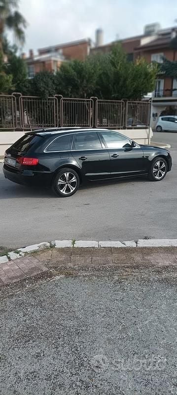 Usata Audi A4 143 CV (105 kW) 2008 Nero Station wagon