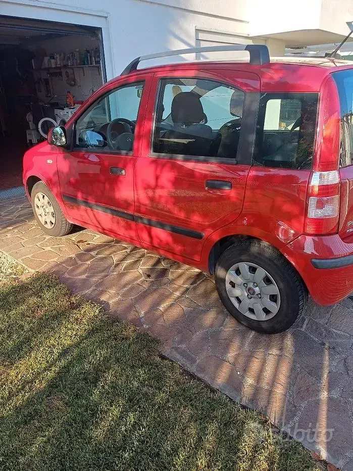 Usata Fiat Panda 69 CV (50 kW) 2010 Rosso Utilitaria