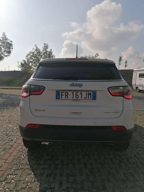 Usata Jeep Compass Limited 140 CV (102 kW) 2018 Bianco SUV