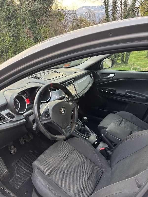 Usata Alfa Romeo Giulietta Veloce 120 CV (88 kW) 2013 Utilitaria