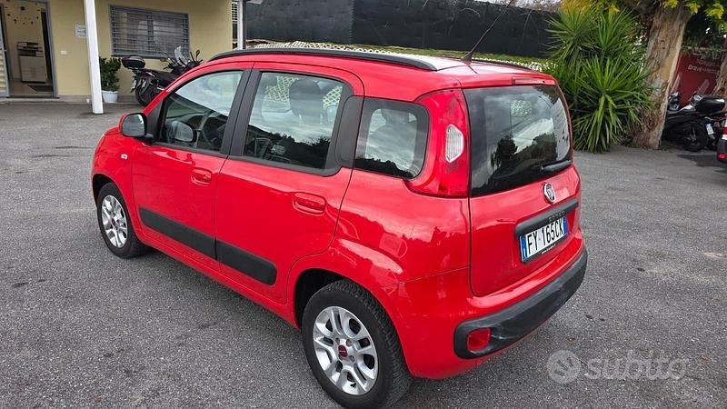 Usata Fiat Panda Easy 69 CV (50 kW) 2019 Rosso Utilitaria