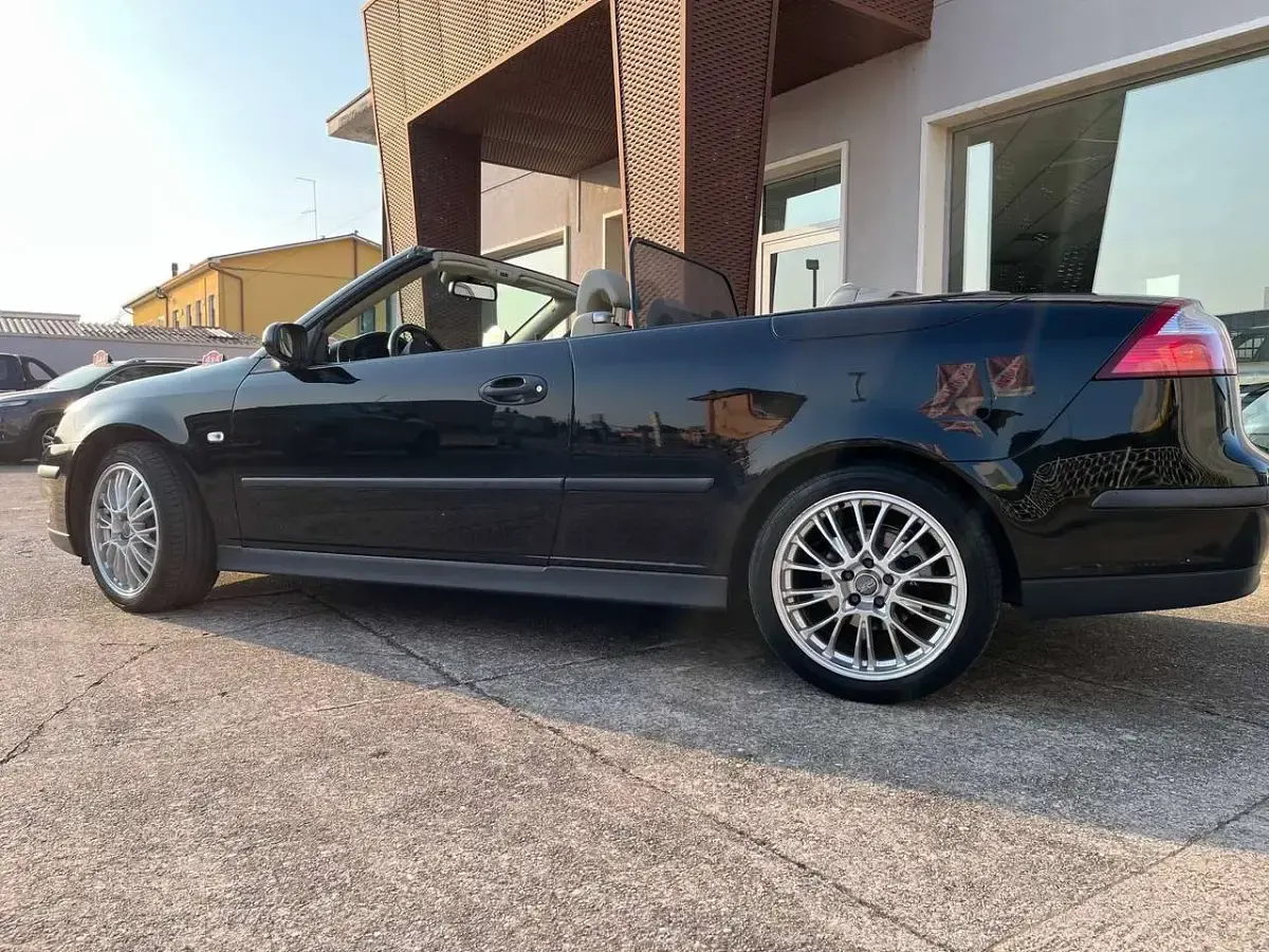 Usata Saab 9-3 Cabriolet Anniversary 150 CV (110 kW) 2007 Nero met. Cabrio