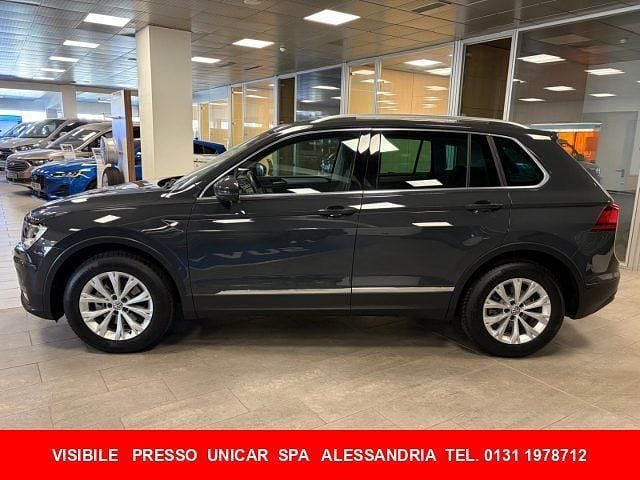 Usata VW Tiguan Business 130 CV (95 kW) 2020 Grigio scuro SUV