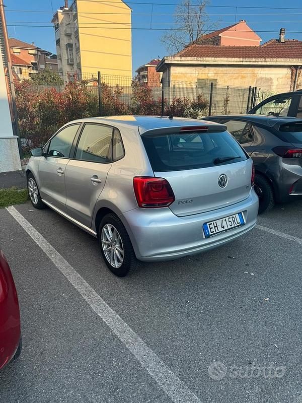 Usata VW Polo Comfortline 75 CV (55 kW) 2011 Grigio Utilitaria