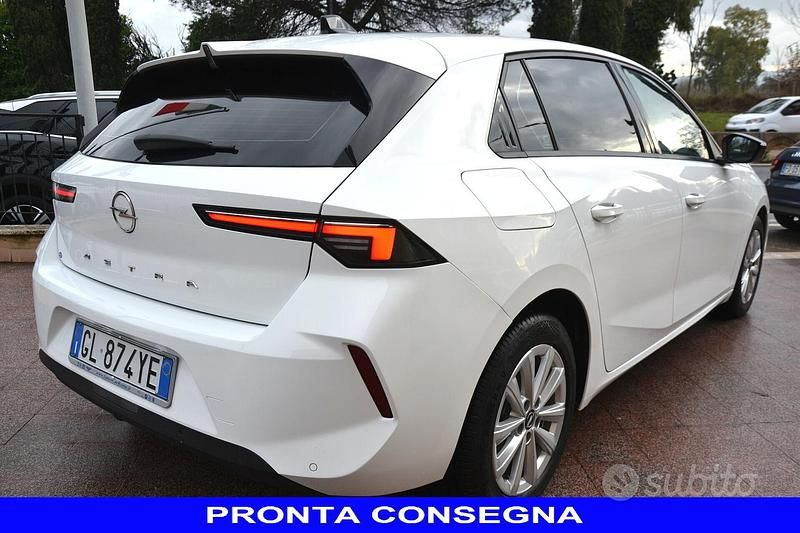 Usata Opel Astra 131 CV (96 kW) 2022 Bianco Berlina