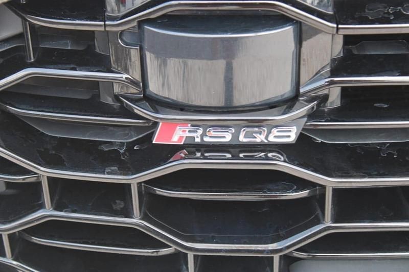 Usata Audi Q8 Comfort 600 CV (441 kW) 2023 Nero SUV