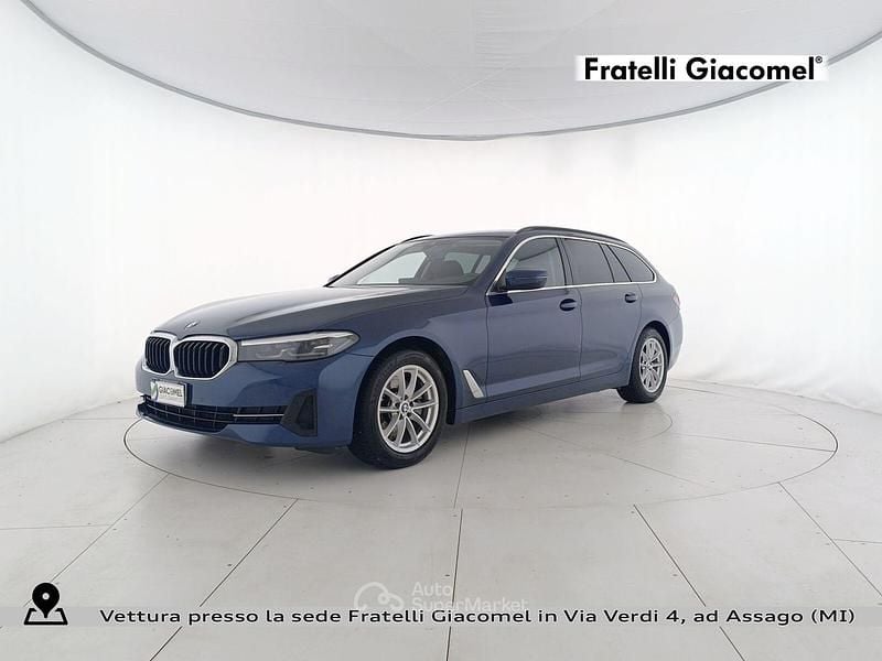 Usata BMW 520 Comfort Edition 190 CV (139 kW) 2022 Bleu Station wagon