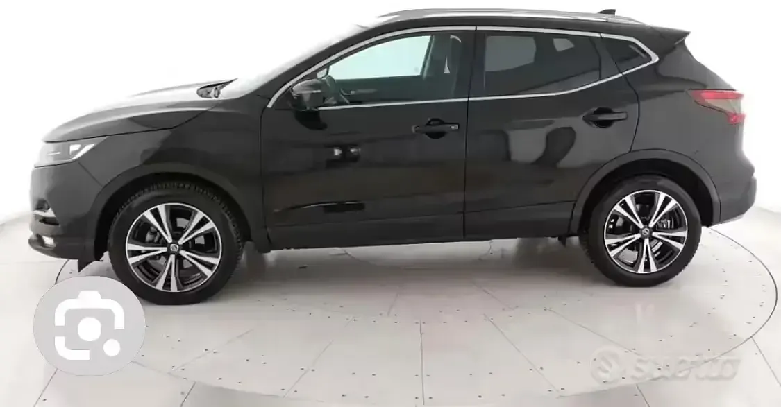 Usata Nissan Qashqai 140 CV (102 kW) 2018 Nero SUV