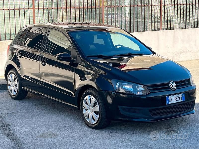 Nero Usata 2015 VW Polo Due volumi | 3999 € (Super prezzo) - Immagine 1/4