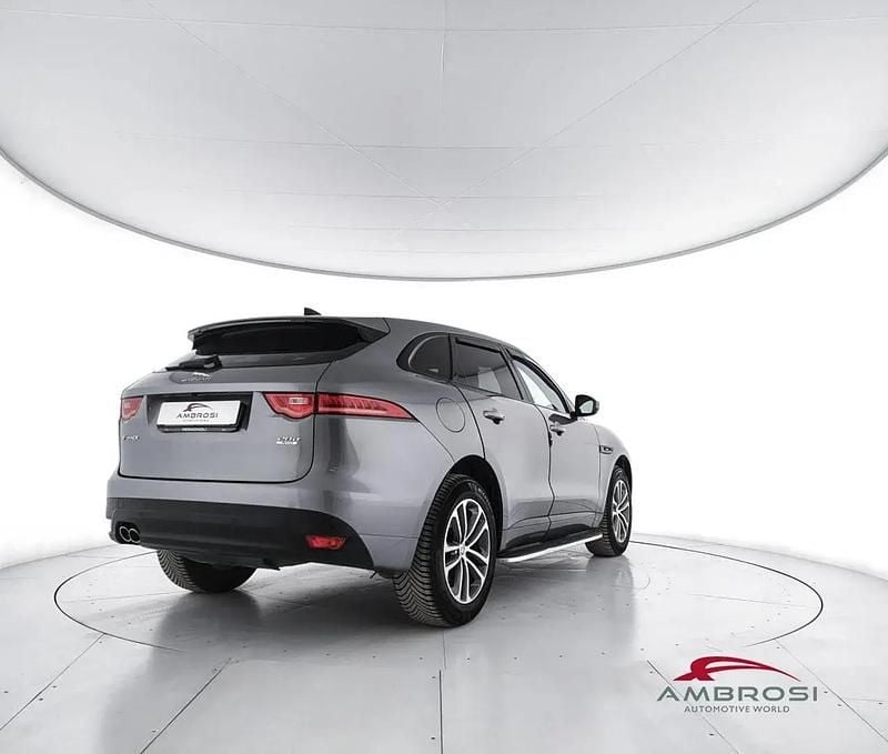 Usata Jaguar F-Pace R-Sport 180 CV (132 kW) 2020 Grigio SUV