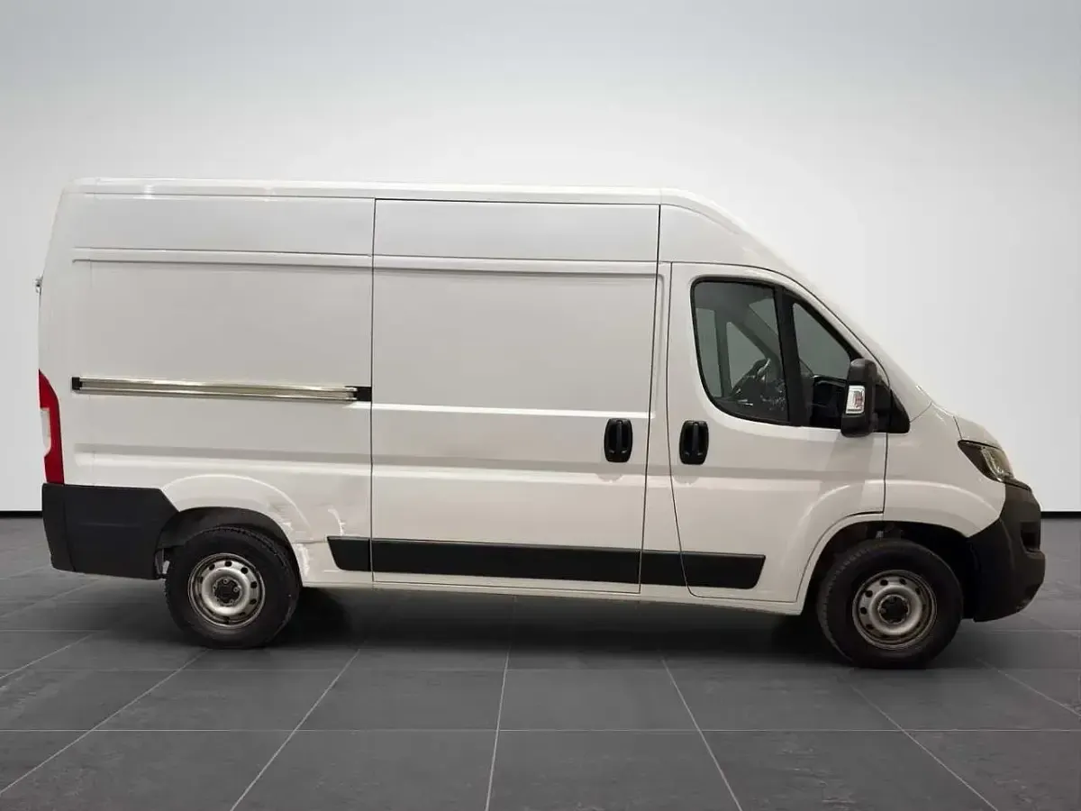 Usata Fiat Ducato 140 CV (102 kW) 2024 Bianco Furgone