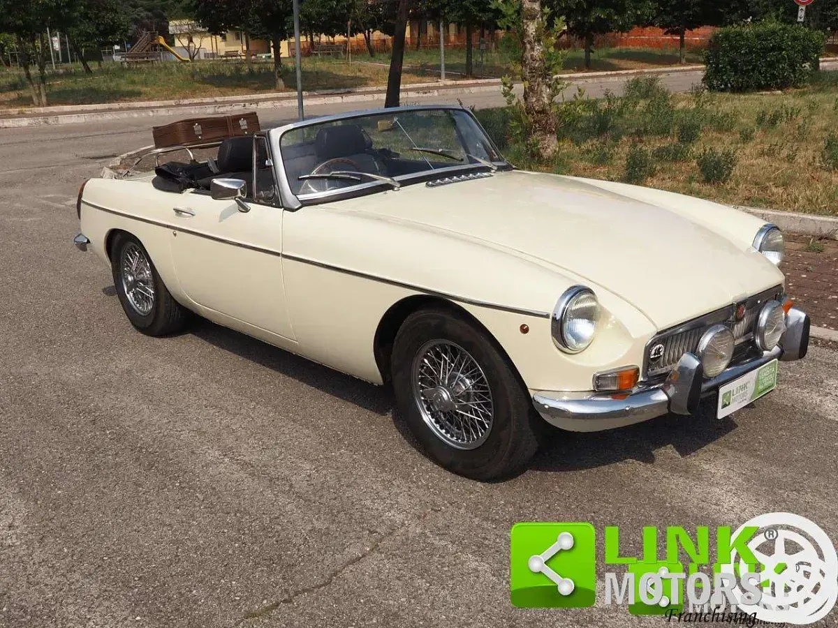 Usata MG B 95 CV (69 kW) 1972 Beige Cabrio