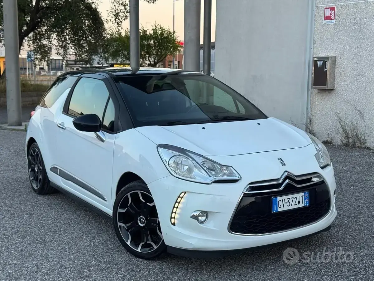 Usata Citroën DS3 82 CV (60 kW) 2014 Bianco Coupé