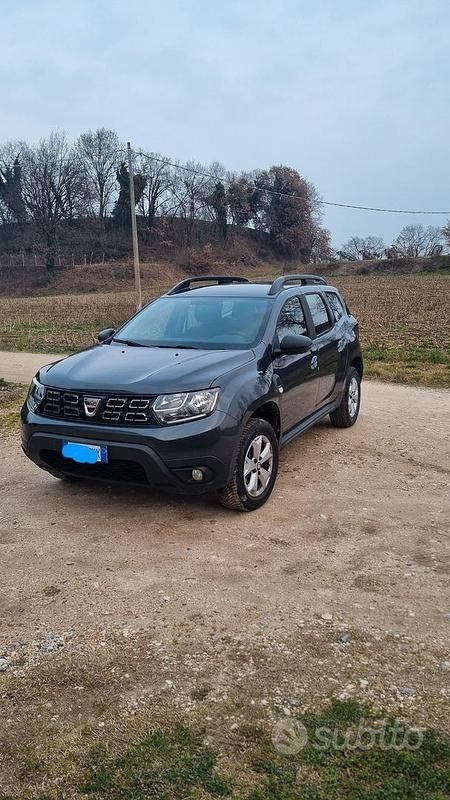 Usata Dacia Duster 115 CV (84 kW) 2018 Grigio SUV