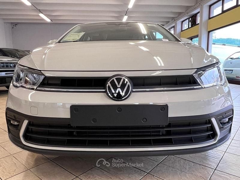 Nuova VW Polo 80 CV (58 kW) 2026 Gray Berlina