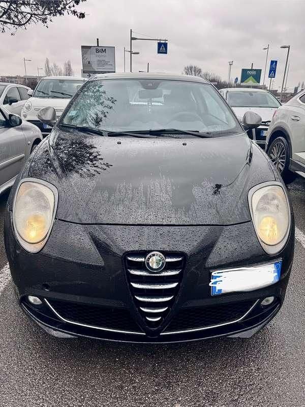 Usata Alfa Romeo MiTo Super 69 CV (50 kW) 2012 Nero Utilitaria