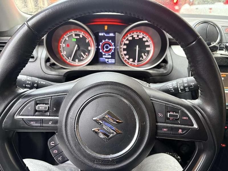 Usata Suzuki Swift 90 CV (66 kW) 2020 Utilitaria