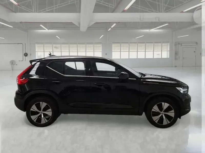 Usata Volvo XC40 129 CV (94 kW) 2021 Nero SUV