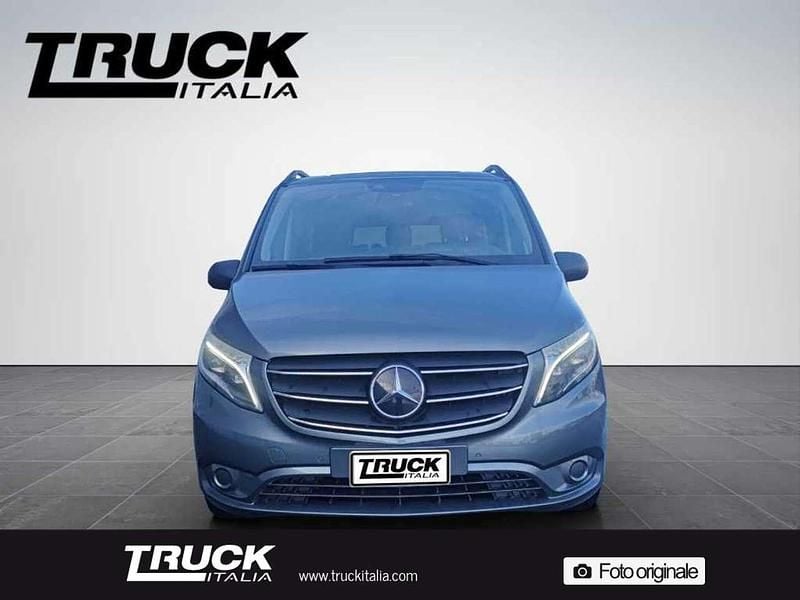 Usata Mercedes Vito 163 CV (119 kW) 2021 Grigio chiaro Furgone