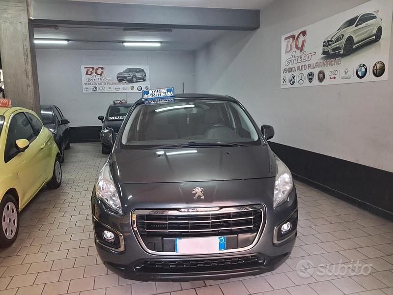 Usata Peugeot 3008 114 CV (83 kW) 2015 Grigio Station wagon