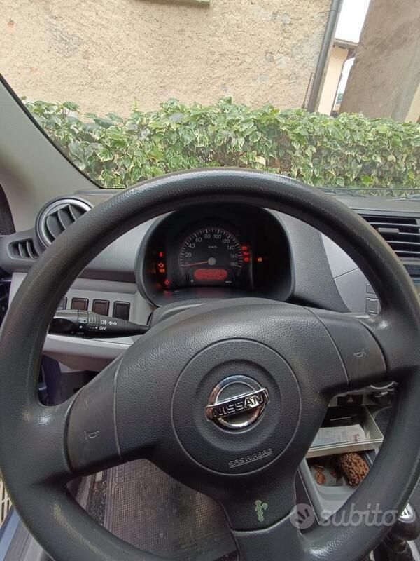 Blu Usata 2009 Nissan Pixo Due volumi | 3500 € (Buon prezzo) - Immagine 1/4
