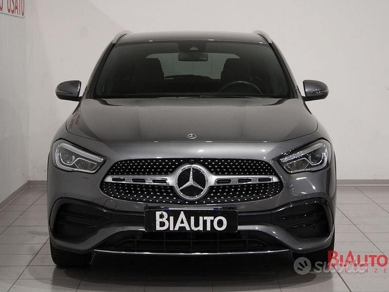 Occasion Mercedes GLA200 Premium 163 ch (119 kW) 2020 Gris SUV