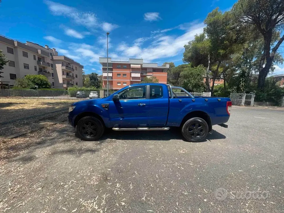 Usata Ford Ranger XL 150 CV (110 kW) 2014 Blu Pick-up