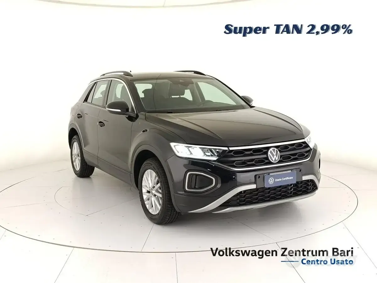 Usata VW T-Roc Life 150 CV (110 kW) 2025 Nero SUV